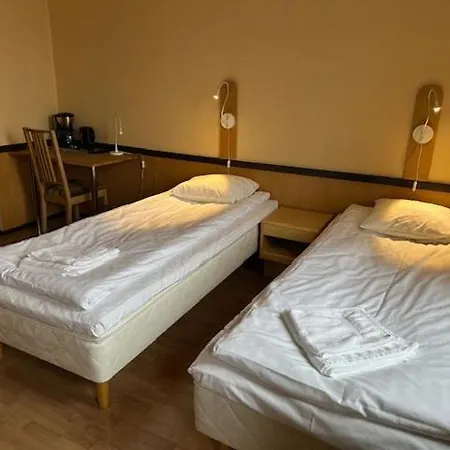 Casual Housing